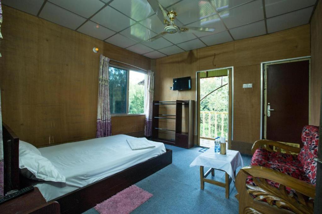 Fanush Resort Bāndarban Buitenkant foto
